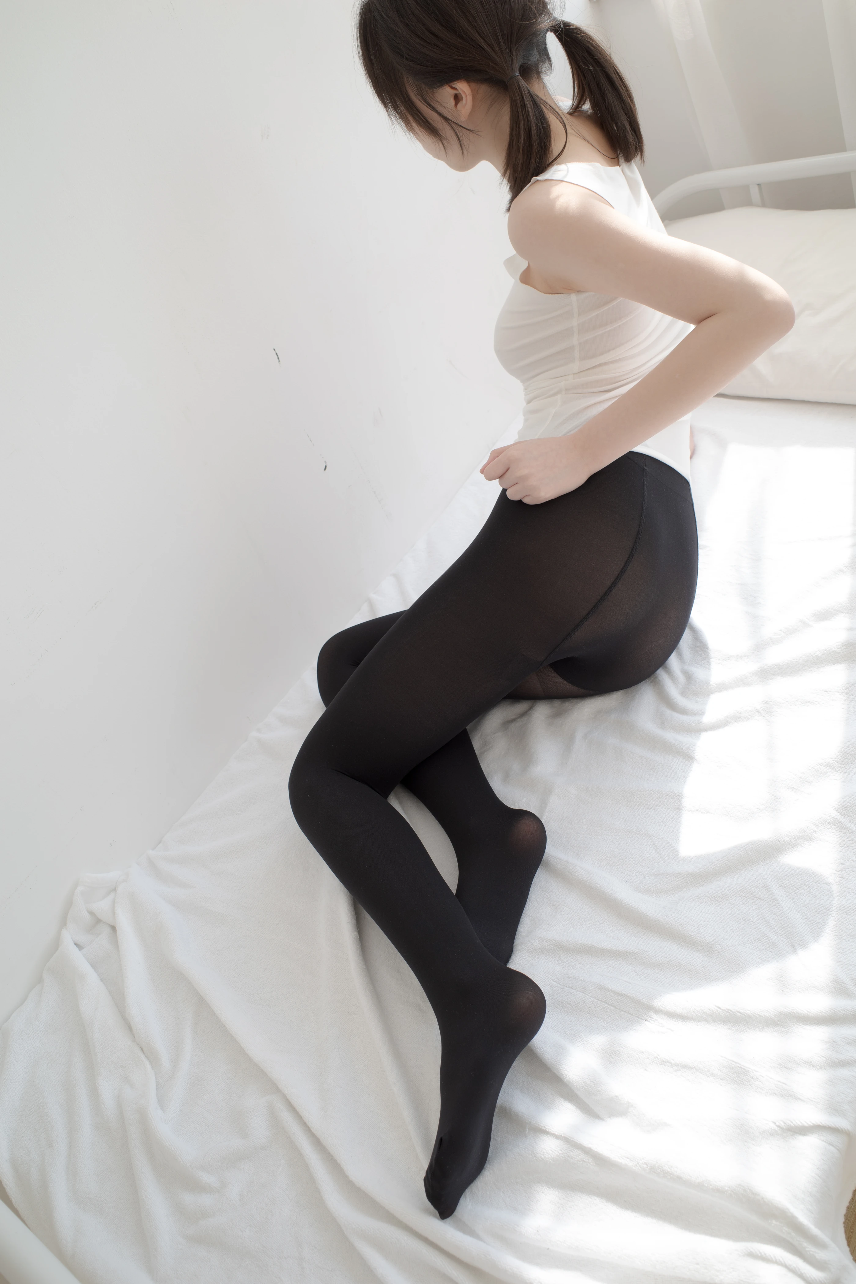 森萝财团 内部 童颜巨乳 [200P 1V]插图2
